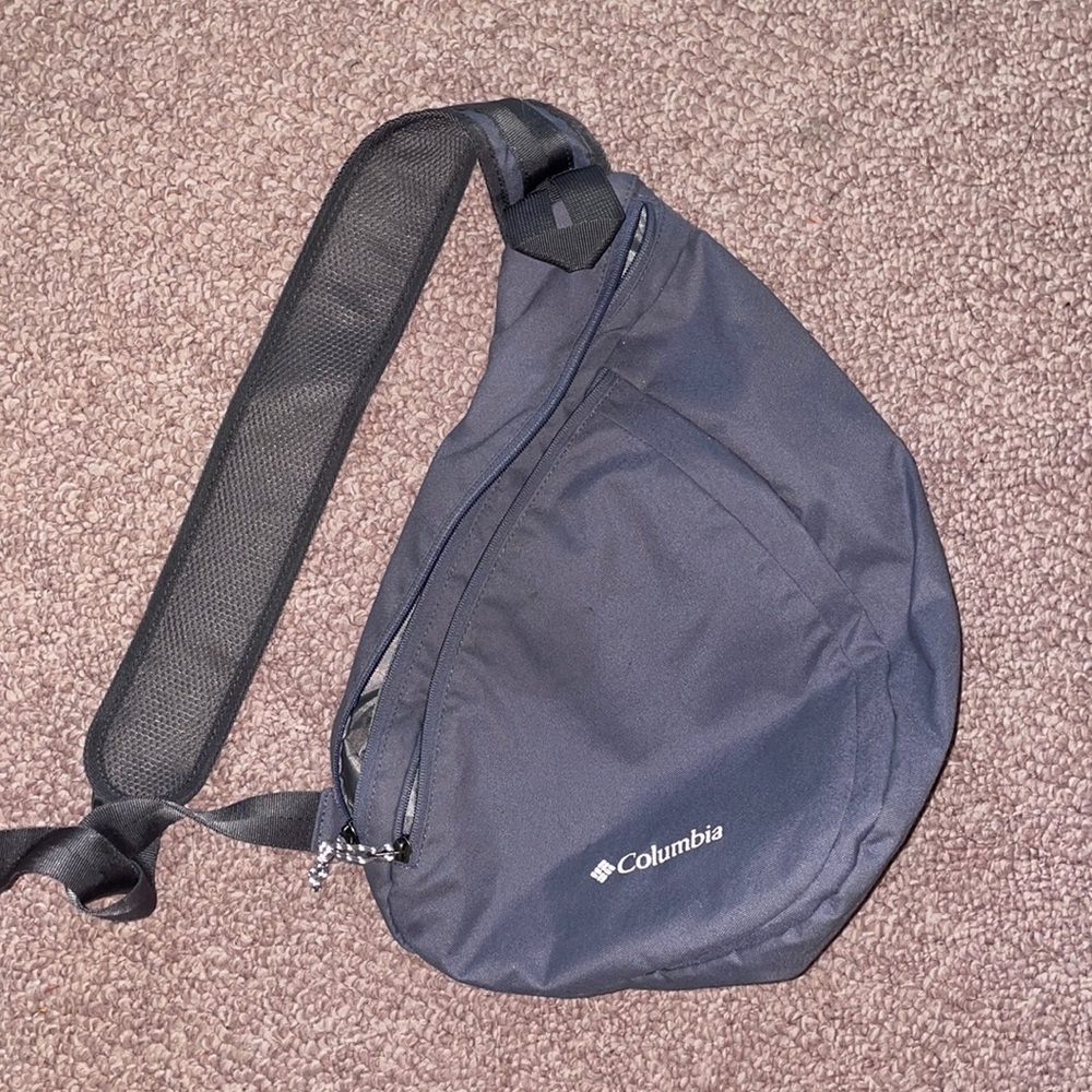 Columbia one shoulder backpack